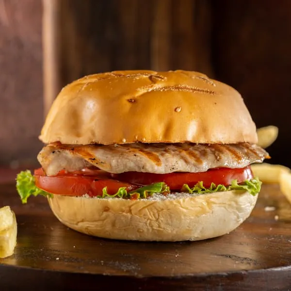 Hamburguesa Ranchera de Pollo