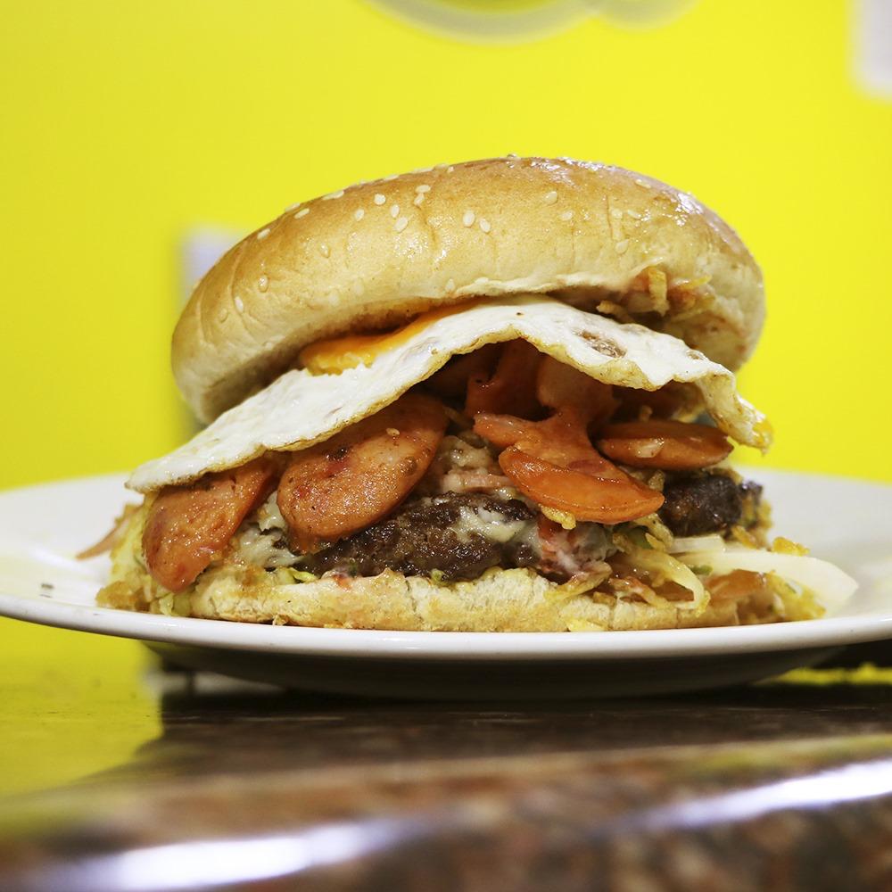 Hamburguesa Super Pare y Coma